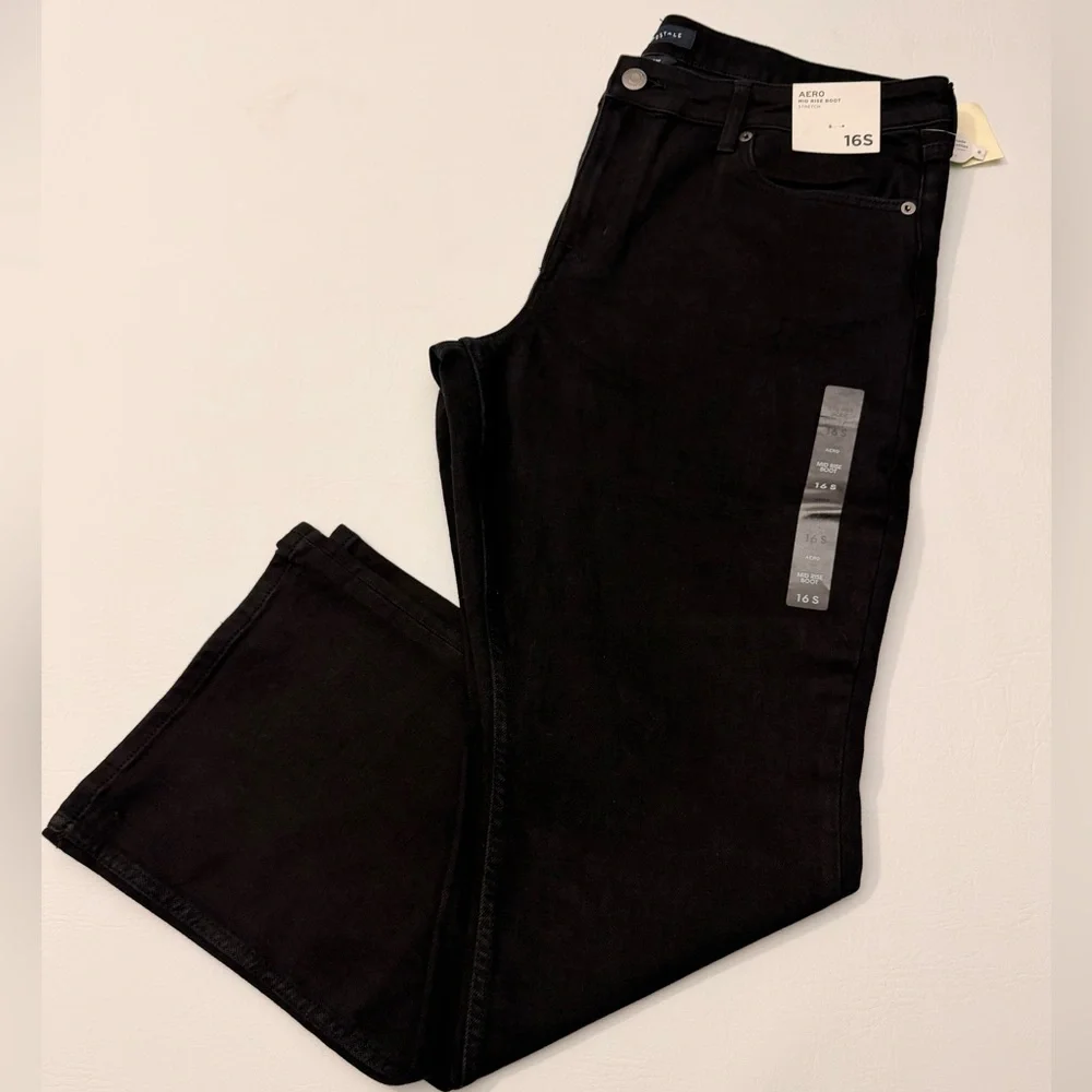 Aeropostale Woman’s‎ Mid Rise Boot Black Jeans Size 16s